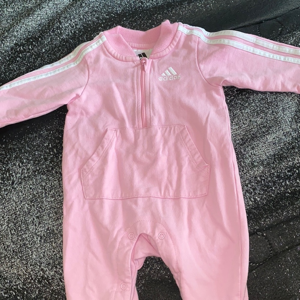 3M Addis’s infant outfit folk